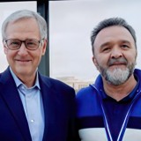 Com’ santé et liens avec l’industrie pharmaceutique : 10 pistes pour un guide de bonnes pratiques